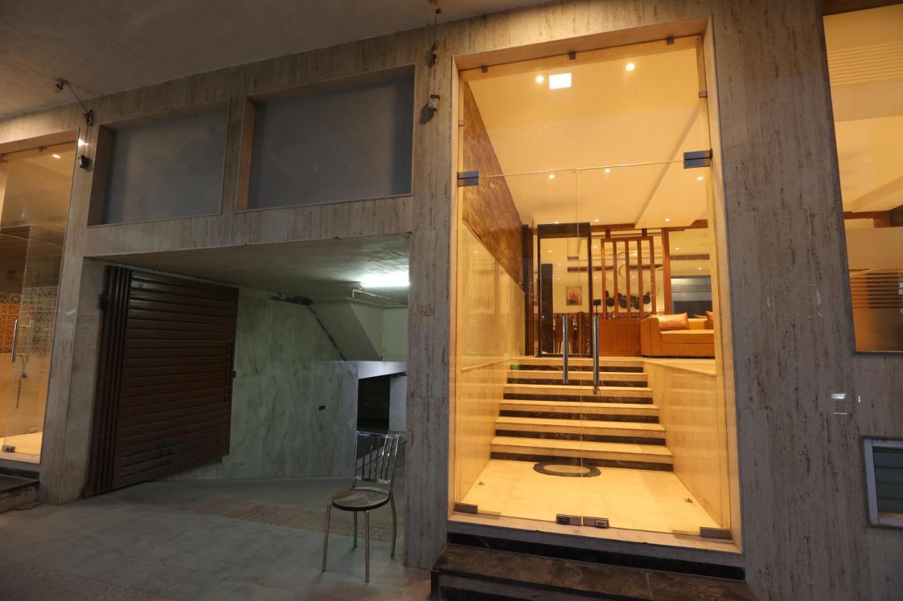 The Elevate Hotel - Near Delhi International Airport Neu-Delhi Exterior foto