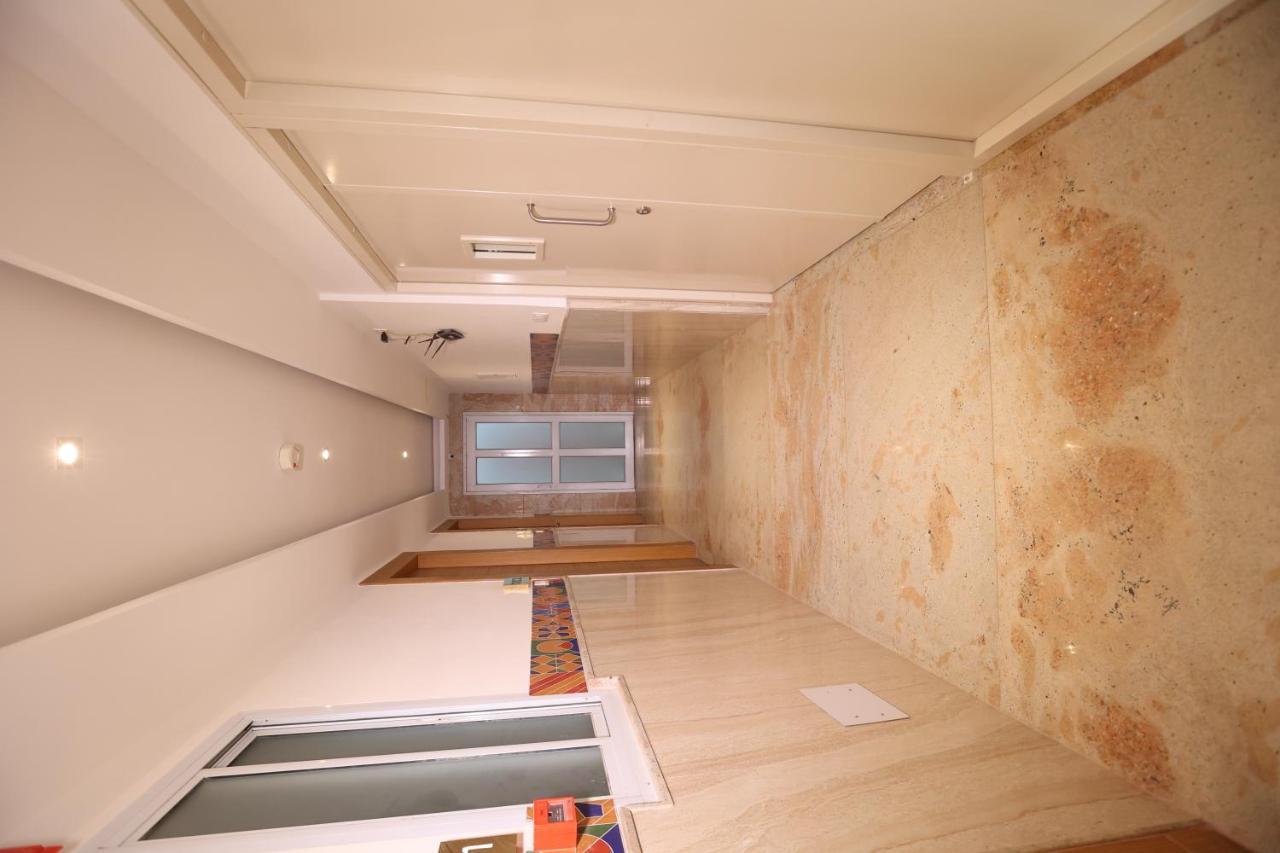 The Elevate Hotel - Near Delhi International Airport Neu-Delhi Exterior foto