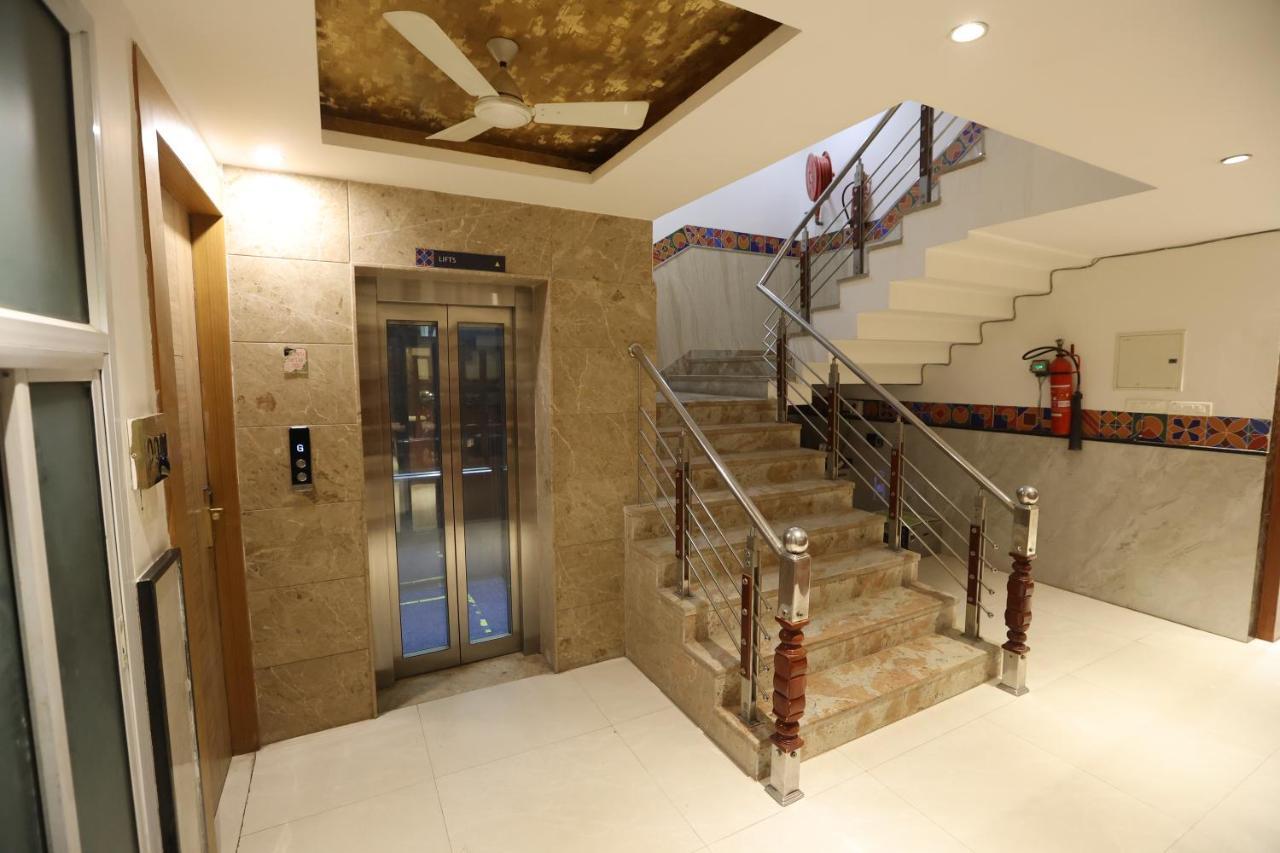 The Elevate Hotel - Near Delhi International Airport Neu-Delhi Exterior foto