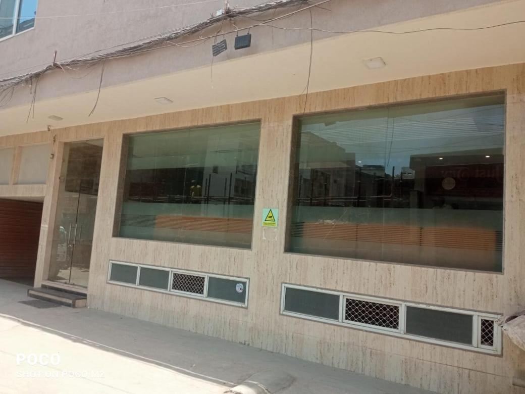 The Elevate Hotel - Near Delhi International Airport Neu-Delhi Exterior foto
