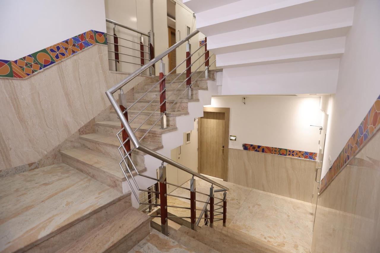 The Elevate Hotel - Near Delhi International Airport Neu-Delhi Exterior foto